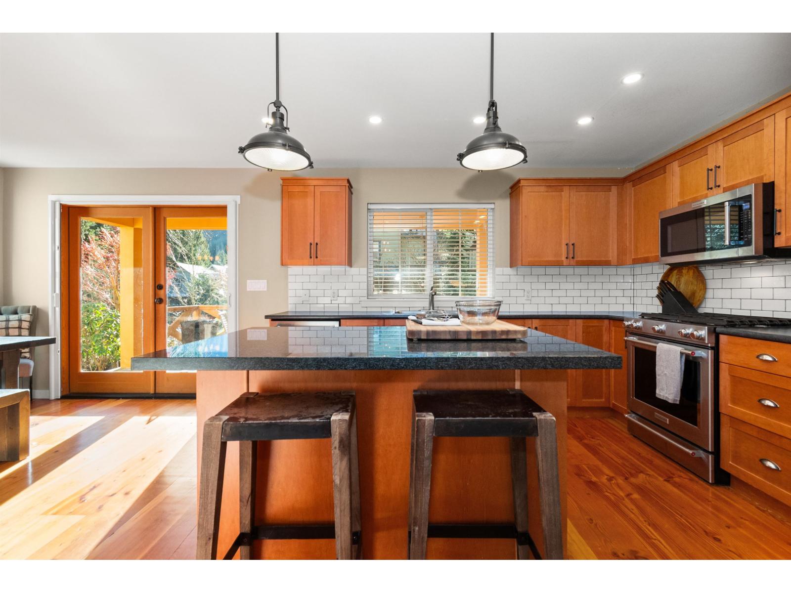 1811 WOOD DUCK WAY|Cultus Lake South