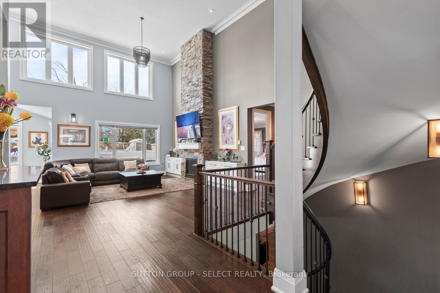 276 SUNNYBRAE AVENUE