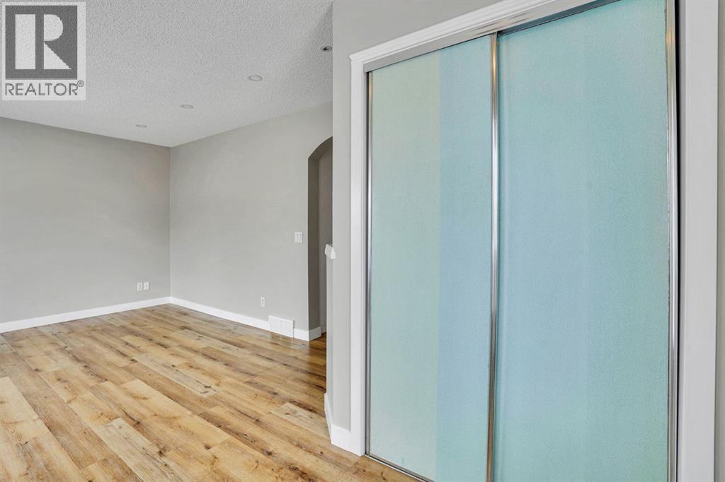 255 Citadel Acres Close NW