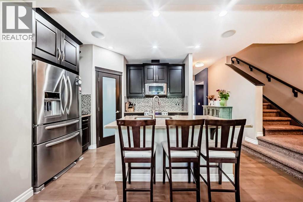 582 River Heights Crescent