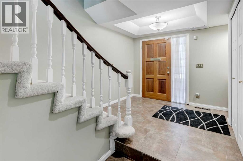 212, 4037 42 Street NW