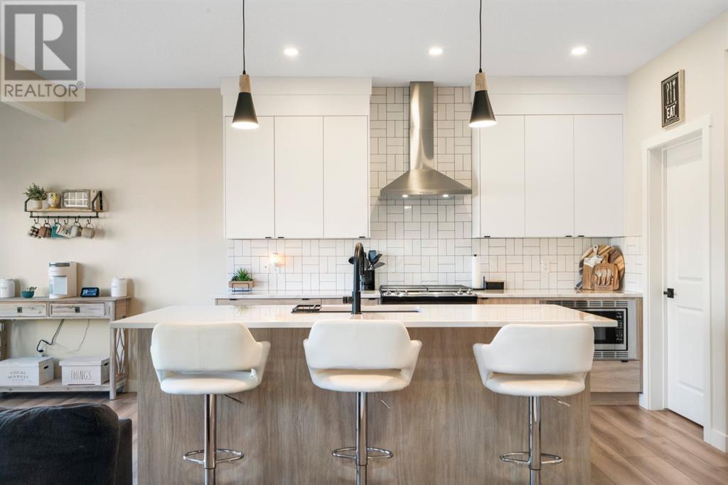 40 Emberside Green