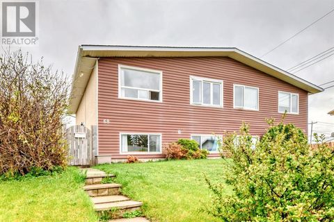 68 Pennsburg Way SE Calgary AB T2A2J5