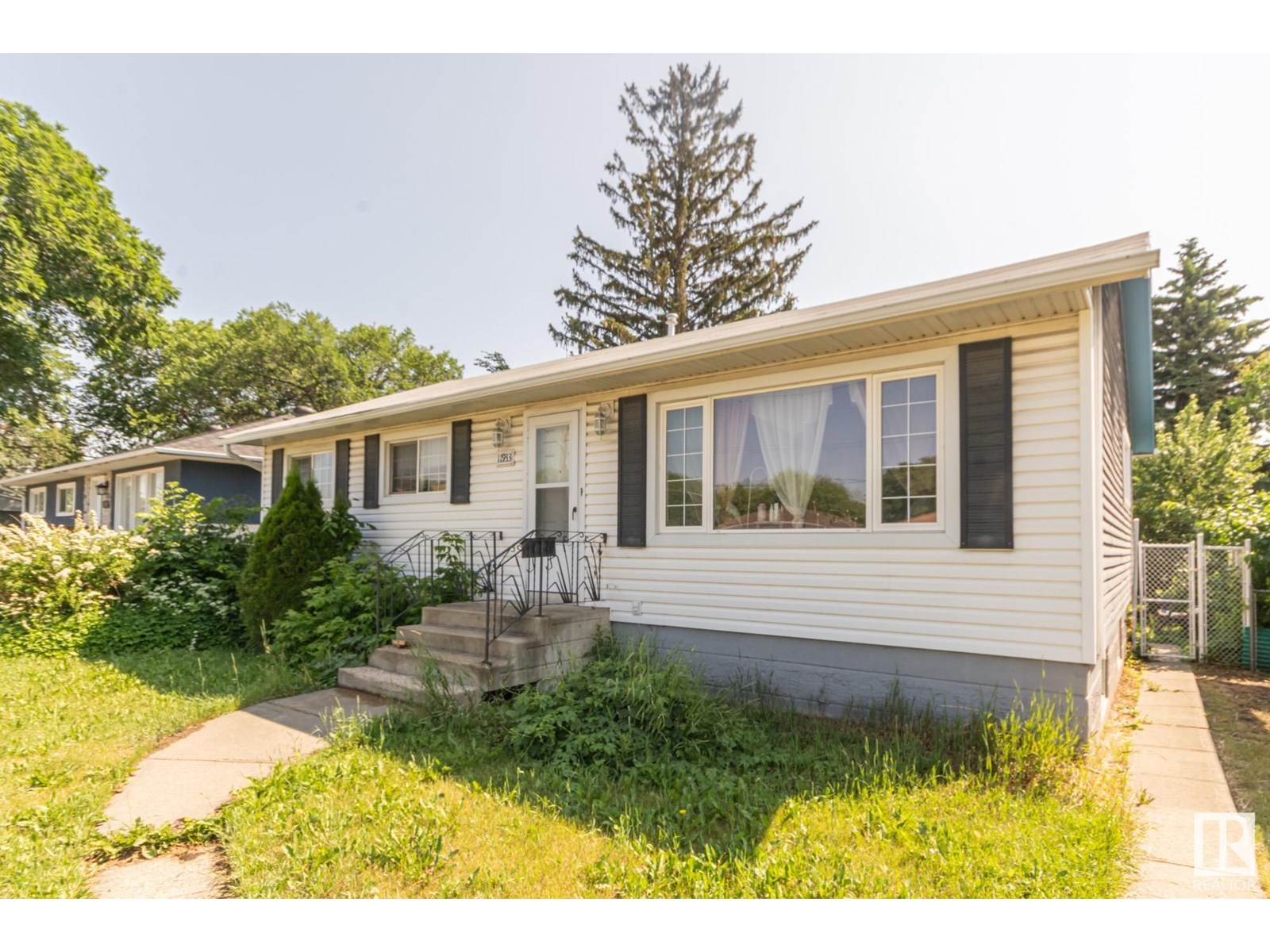 11933 50 ST NW NW