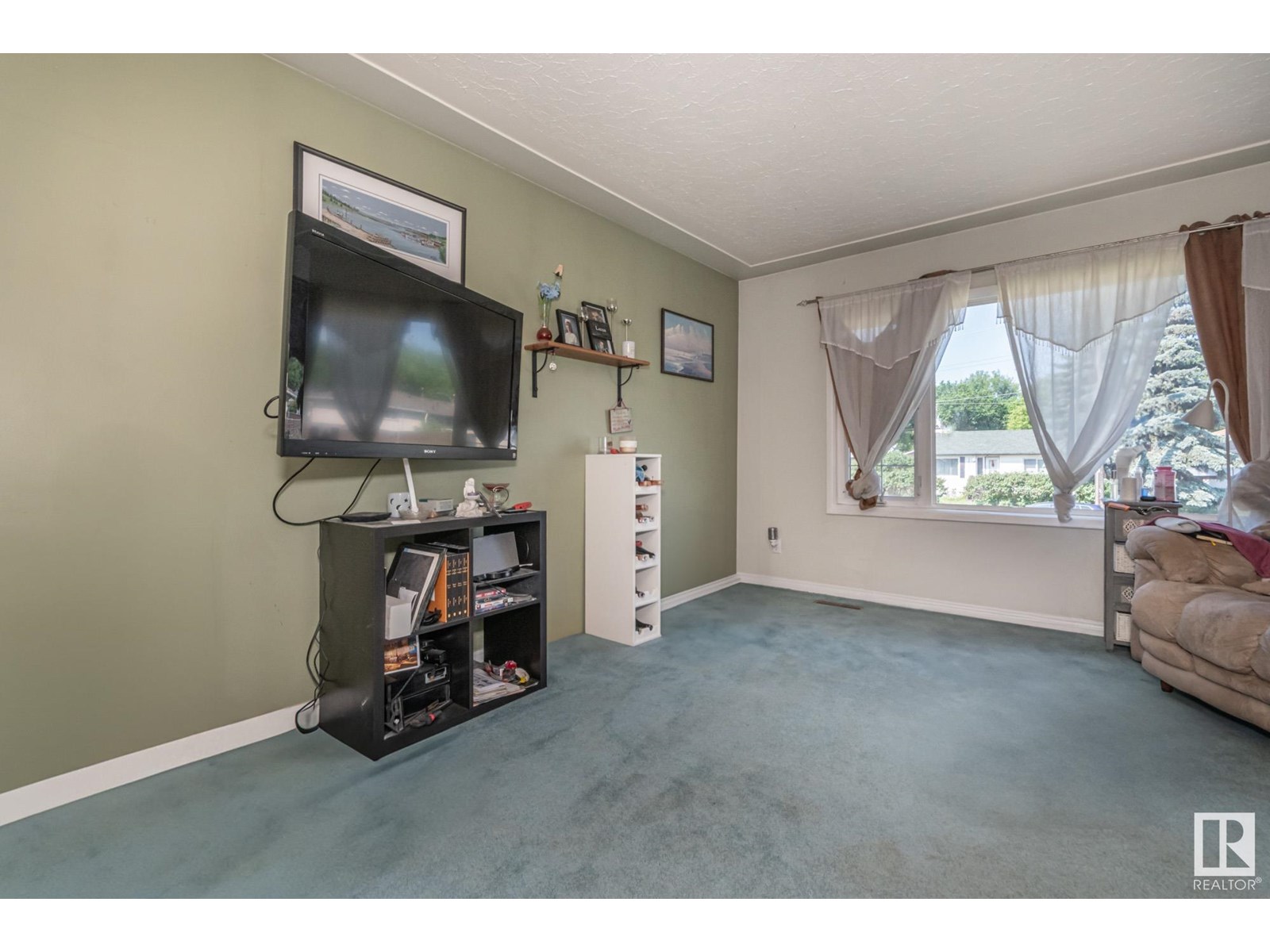 11933 50 ST NW NW