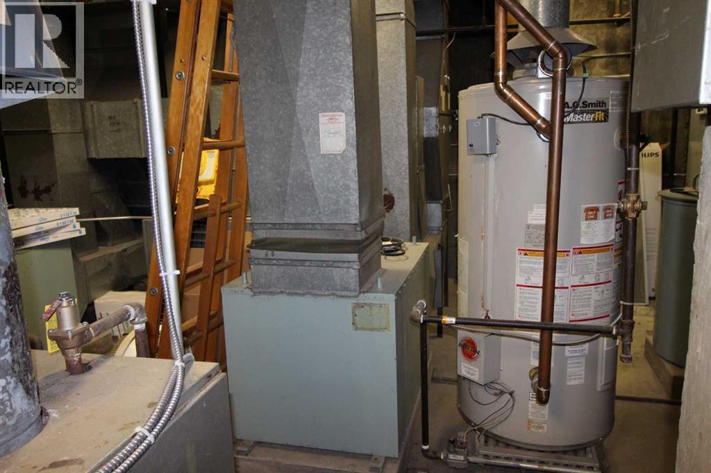 2, 1133 17 Avenue NW