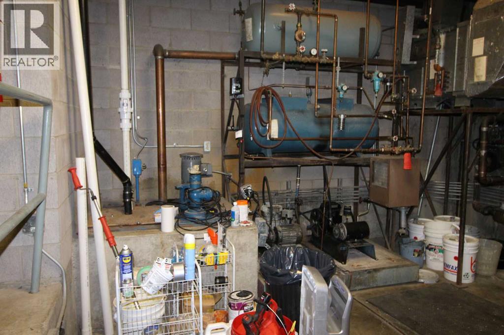 2, 1133 17 Avenue NW