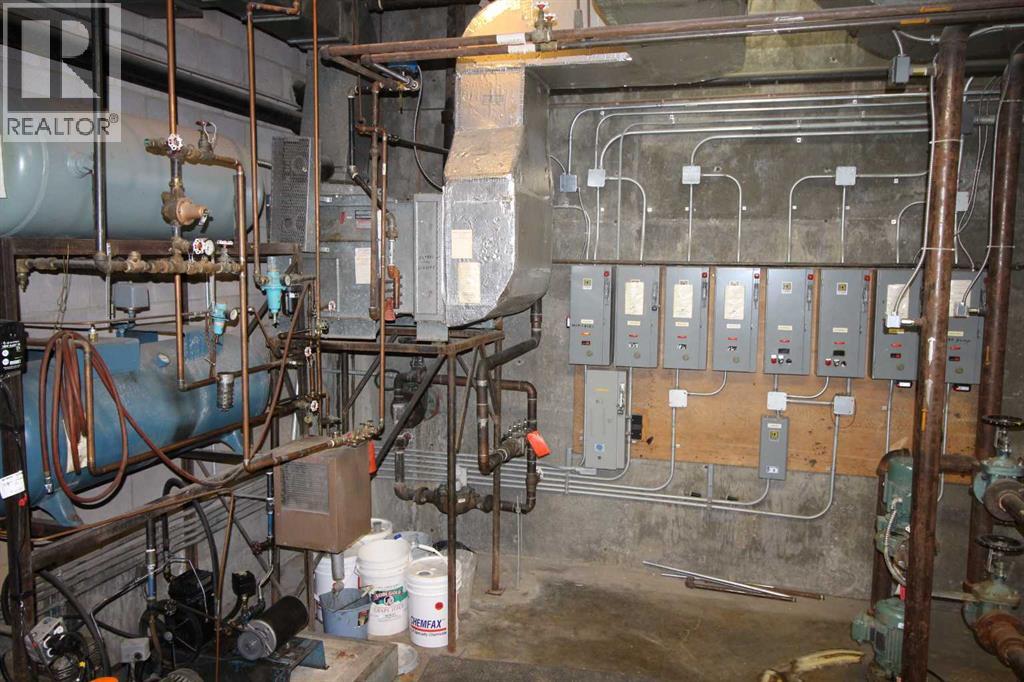 2, 1133 17 Avenue NW