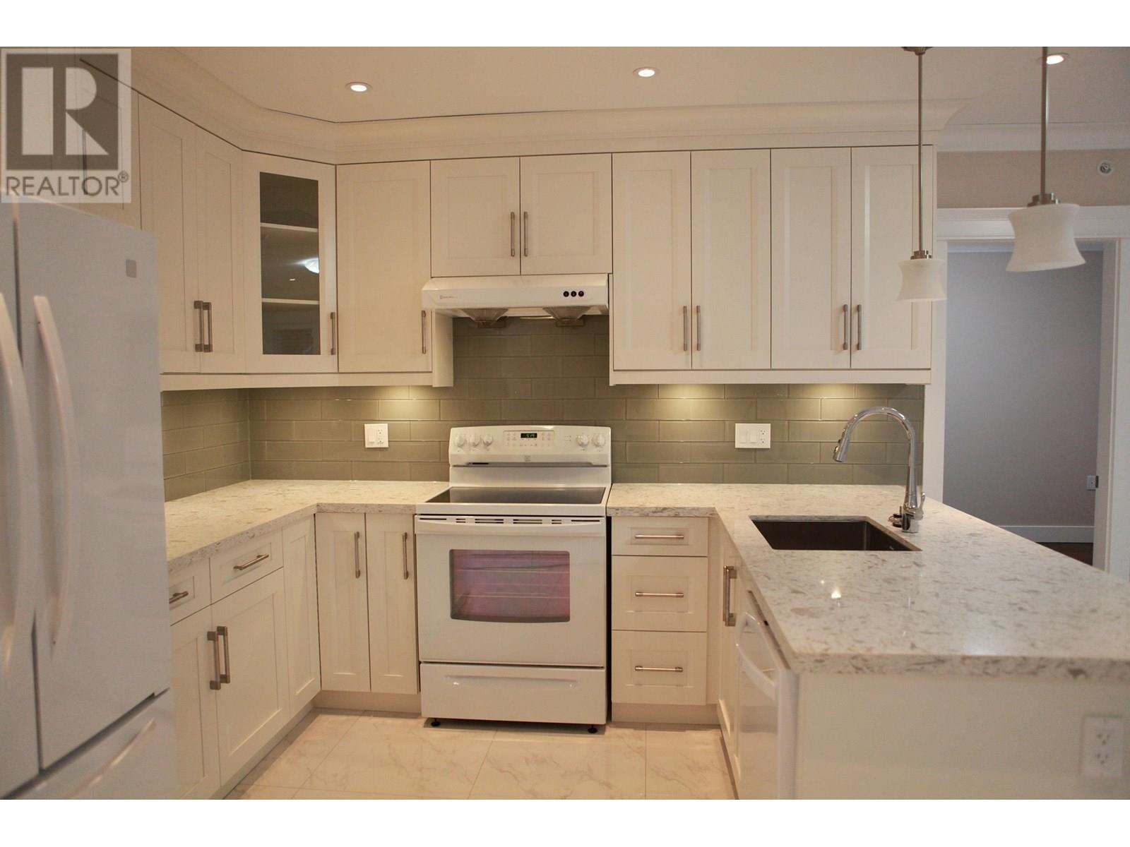 455 W 38TH AVENUE