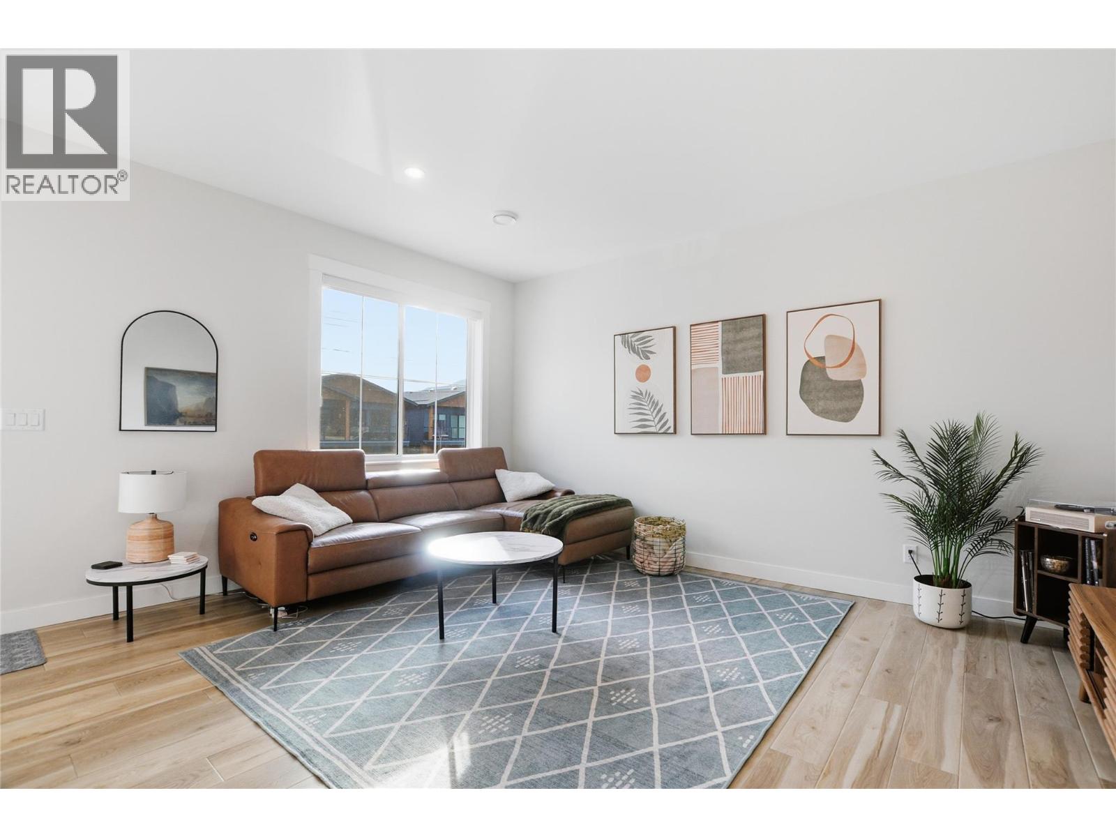 241 Nelson Avenue Unit# 101