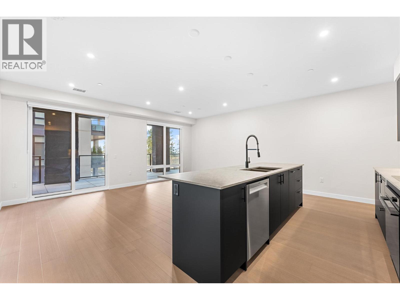 9654 Benchland Road Unit# 202