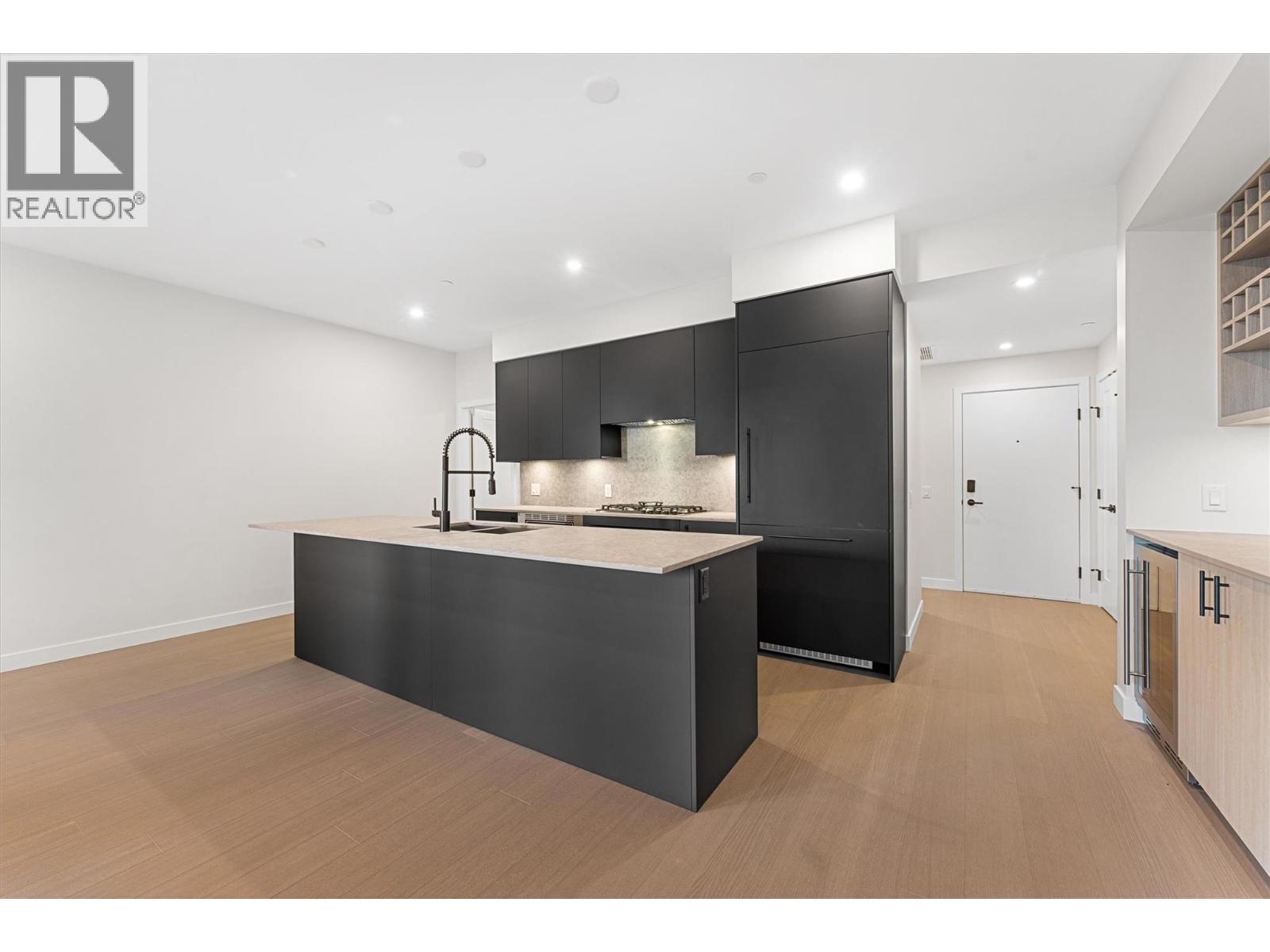 9654 Benchland Road Unit# 202