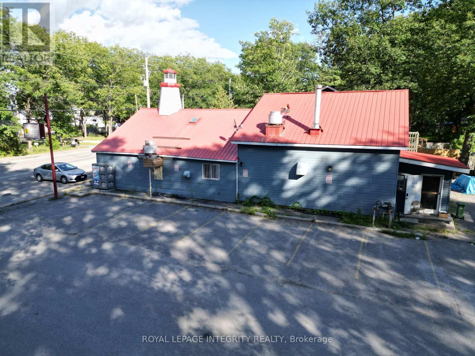 655 BAYVIEW DRIVE