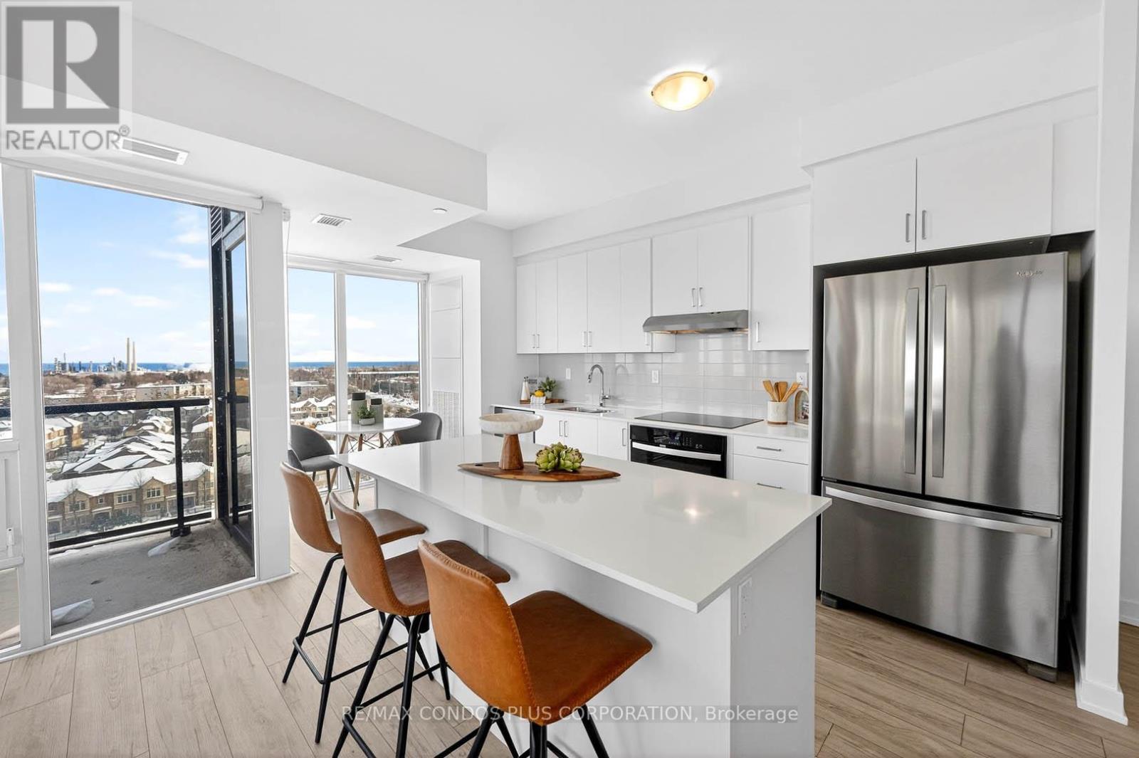 1104 - 1035 SOUTHDOWN ROAD