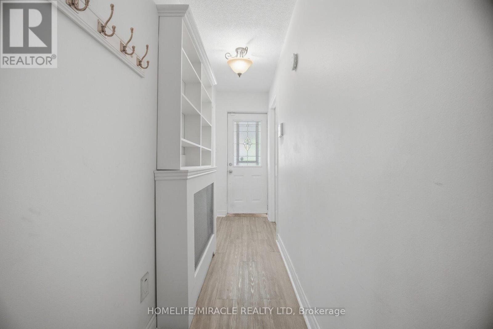 25 HOPE AVENUE