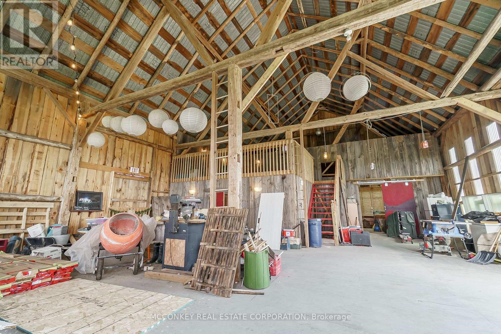 2385 NORTHEY'S ROAD
