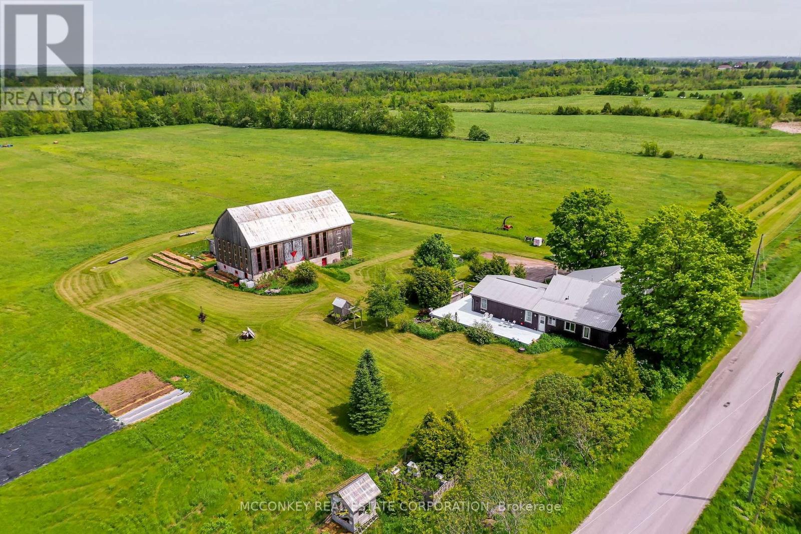 2385 NORTHEY'S ROAD