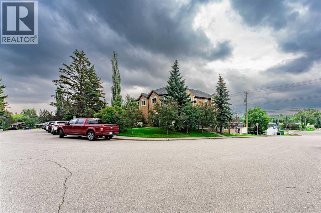 3, 55 Collingwood Place NW