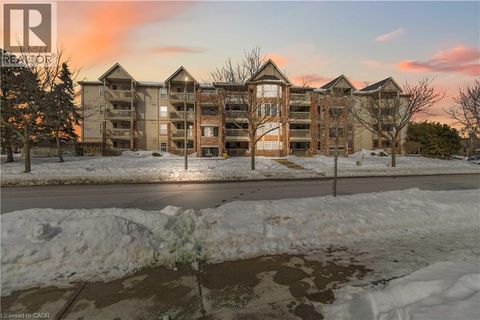 4015 KILMER Drive Unit# 110 Burlington ON L7M4M4