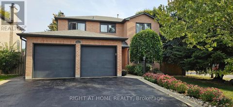 1517 QUEENSBURY CRESCENT Oakville (CP College Park) ON L6H4G6