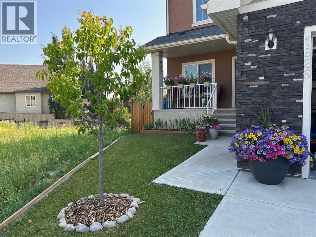 1626 Montrose Terrace SE