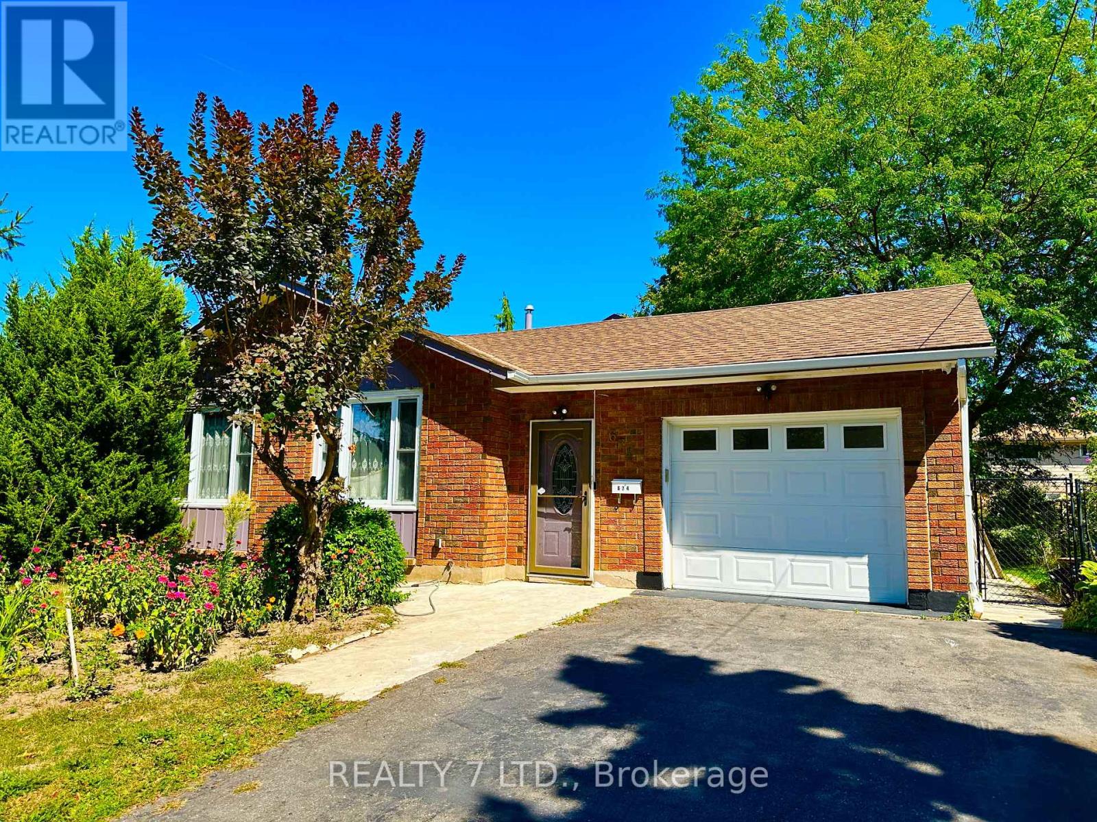 674 VINE STREET