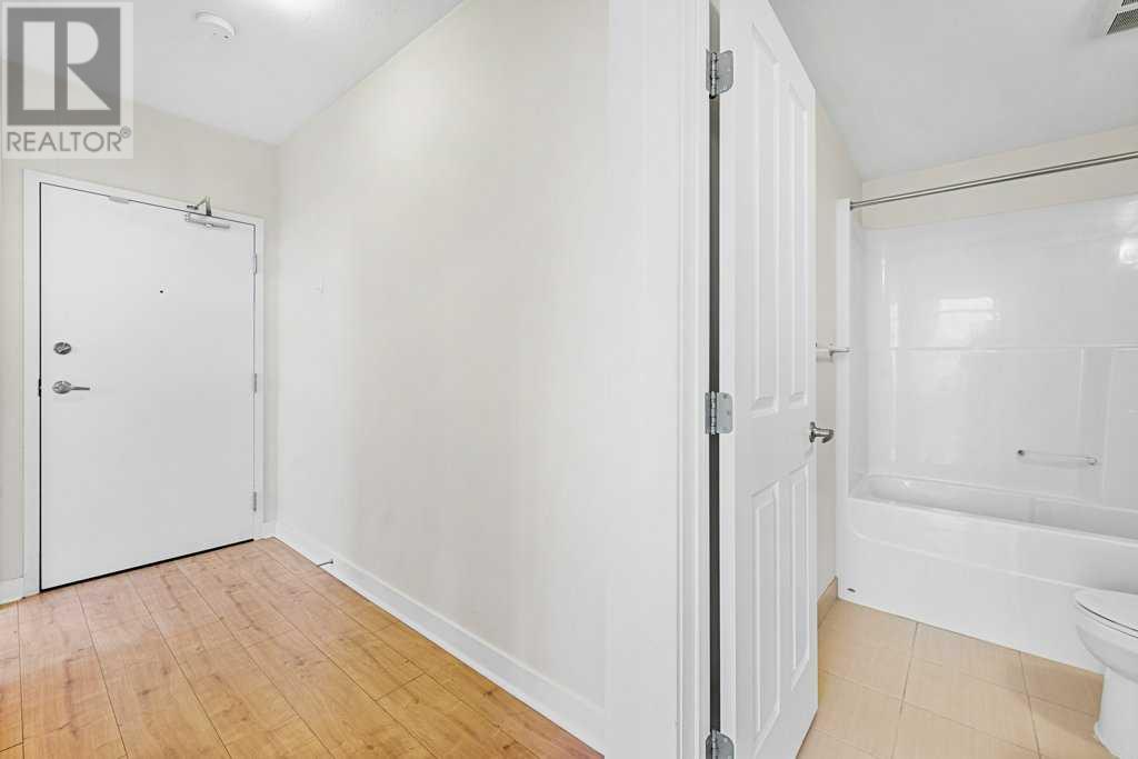 312, 10 Brentwood Common NW