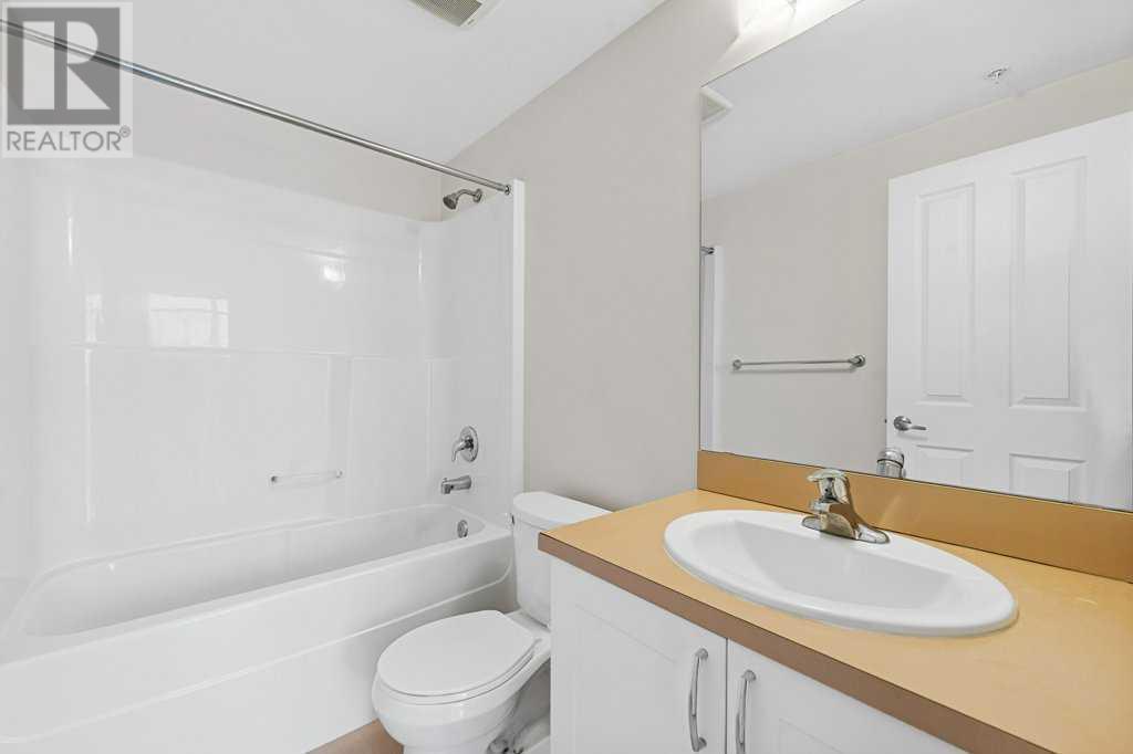 312, 10 Brentwood Common NW
