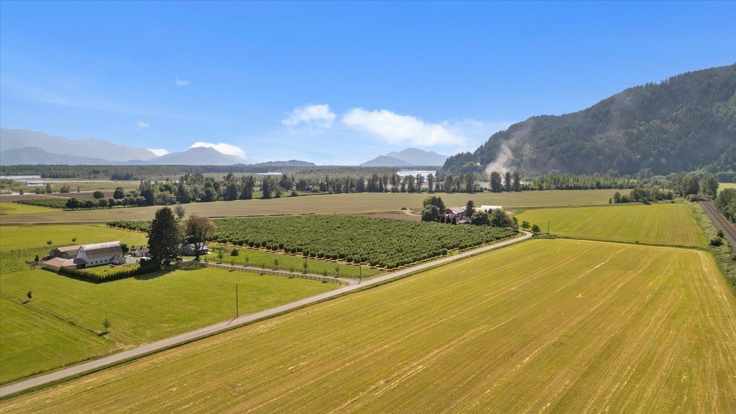 4602 HUNT ROAD|Agassiz