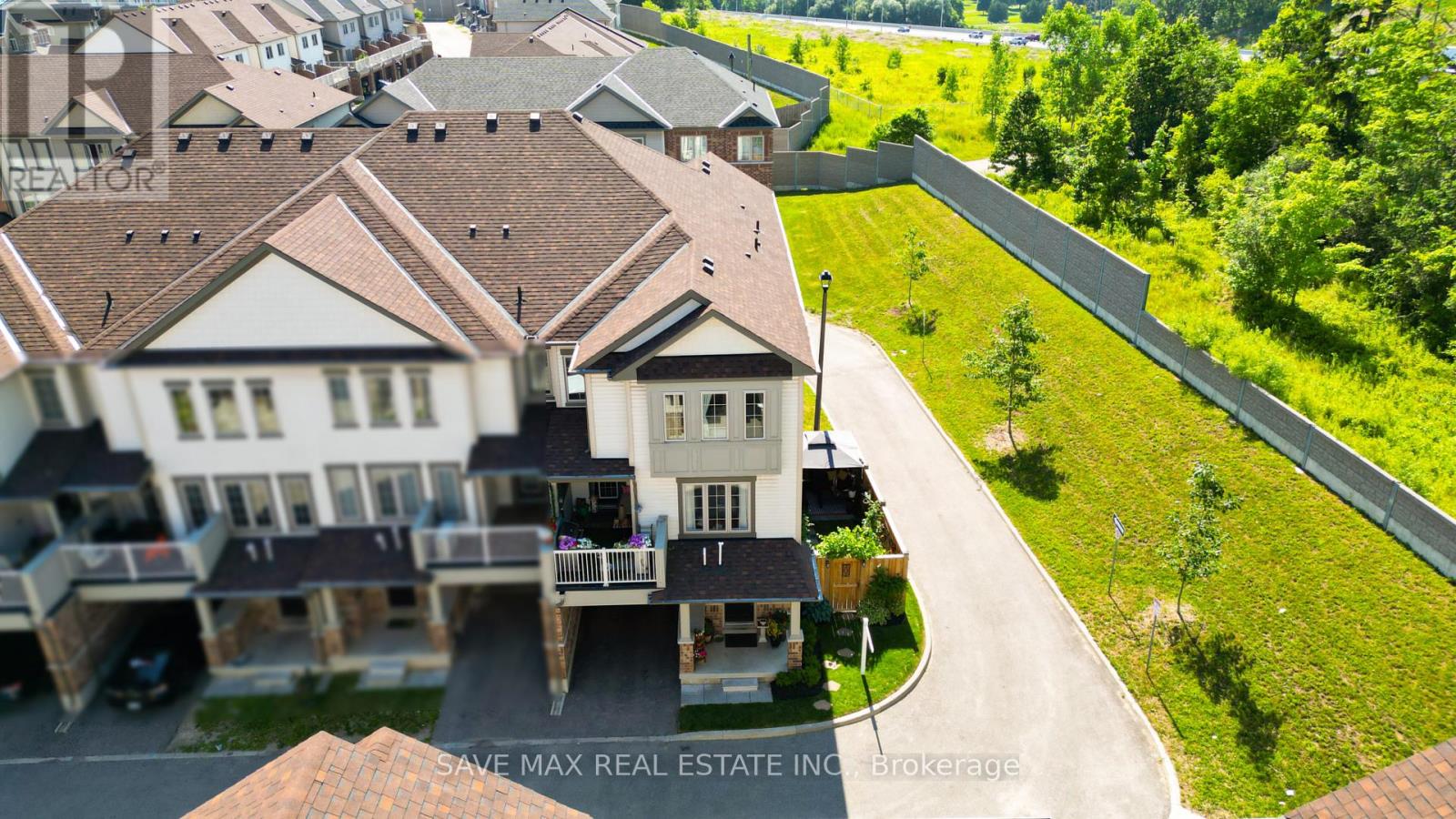 46 - 420 LINDEN DRIVE W