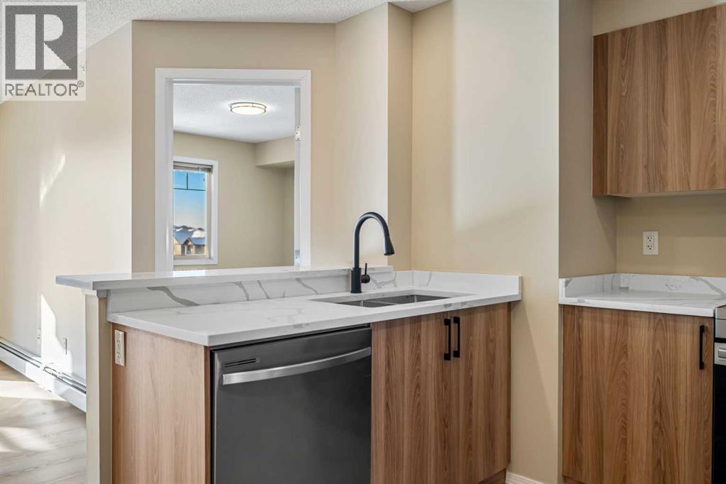 1407, 60 Panatella Street NW