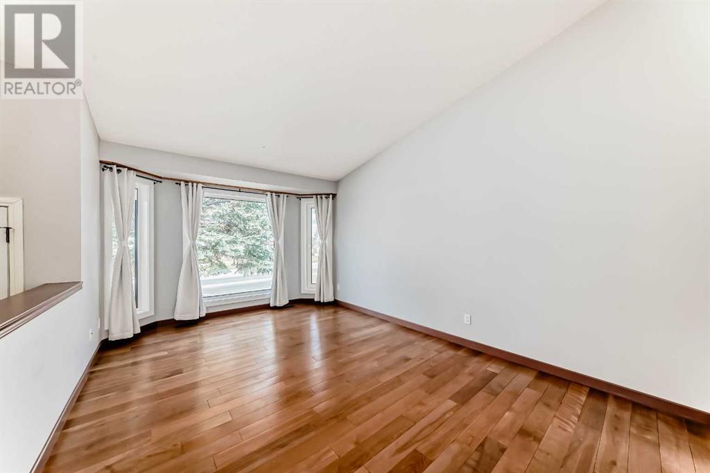 229 Sandarac Drive NW