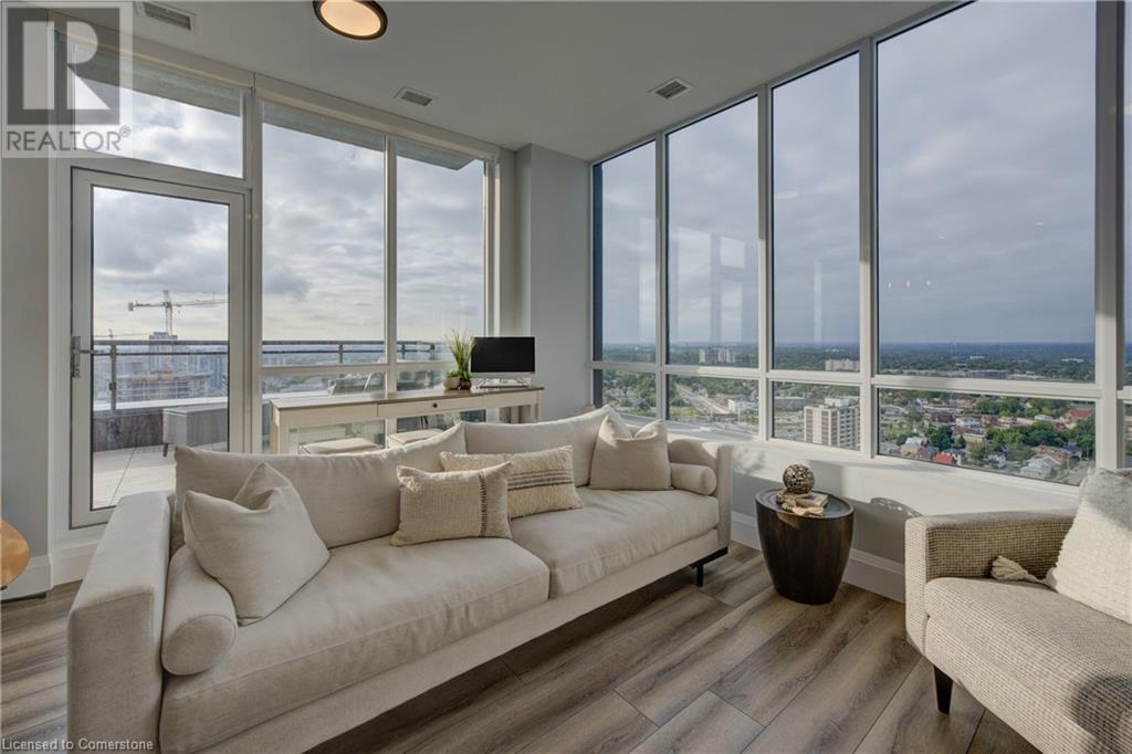 60 CHARLES Street W Unit# 2908