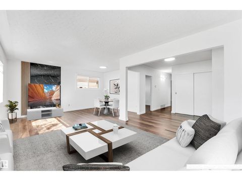 13316 136 AV NW Edmonton AB T5L4B3