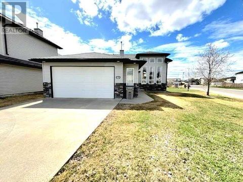 8845 114 Avenue Grande Prairie AB T8X0A5
