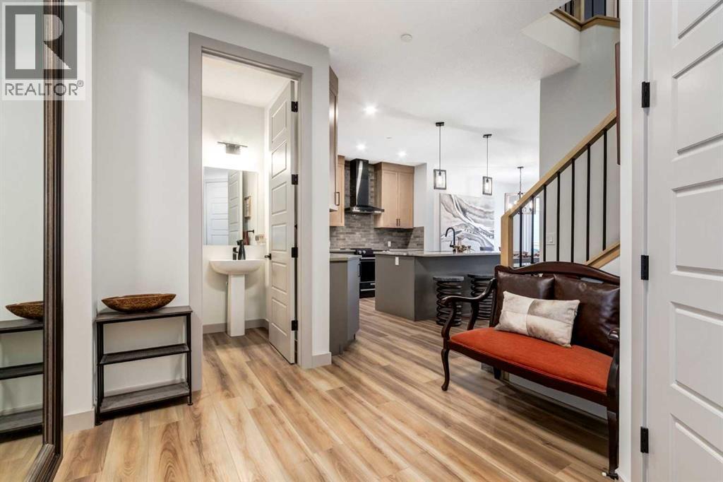 167 Hotchkiss Manor SE