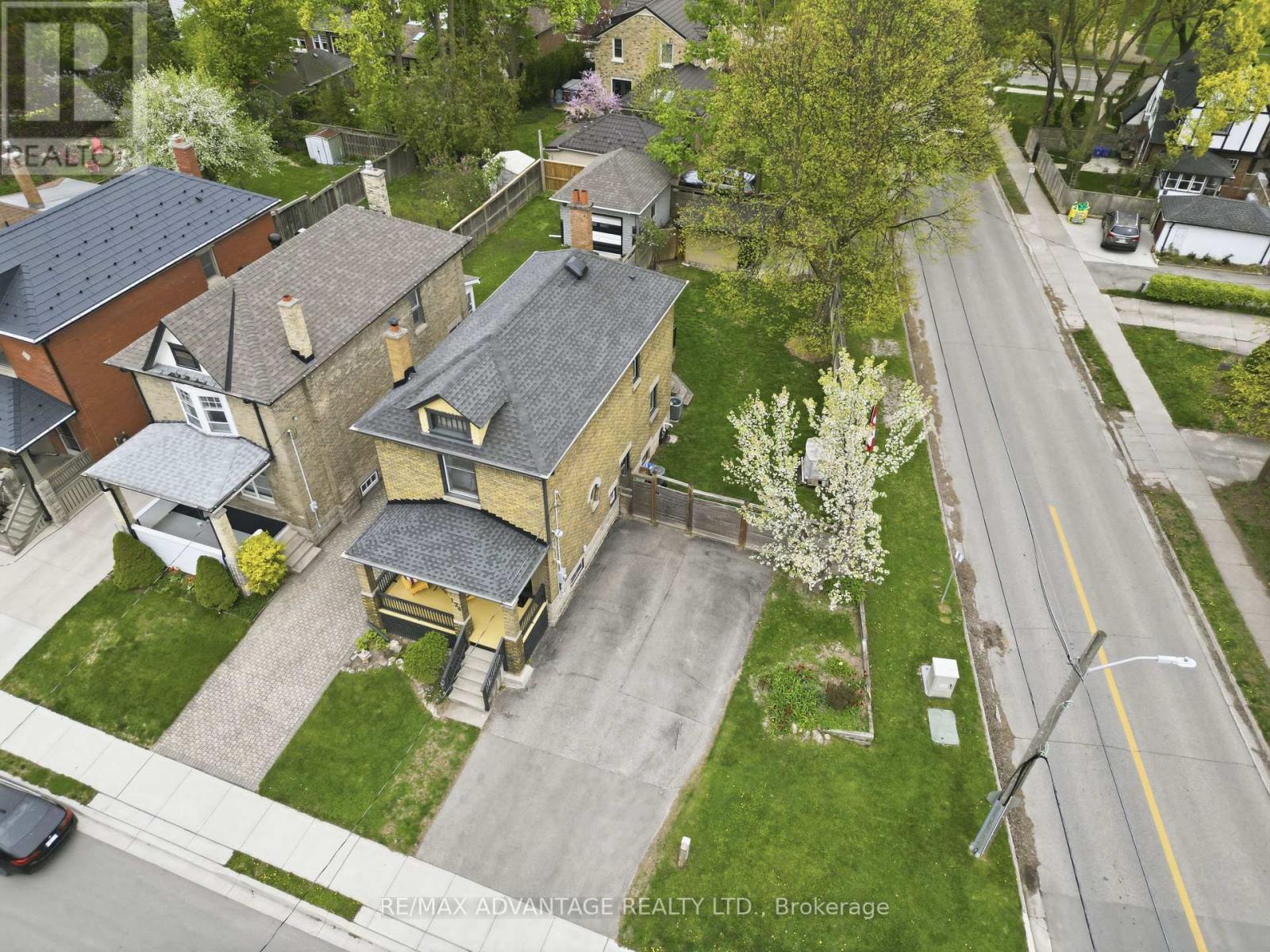 124 WINDSOR AVENUE
