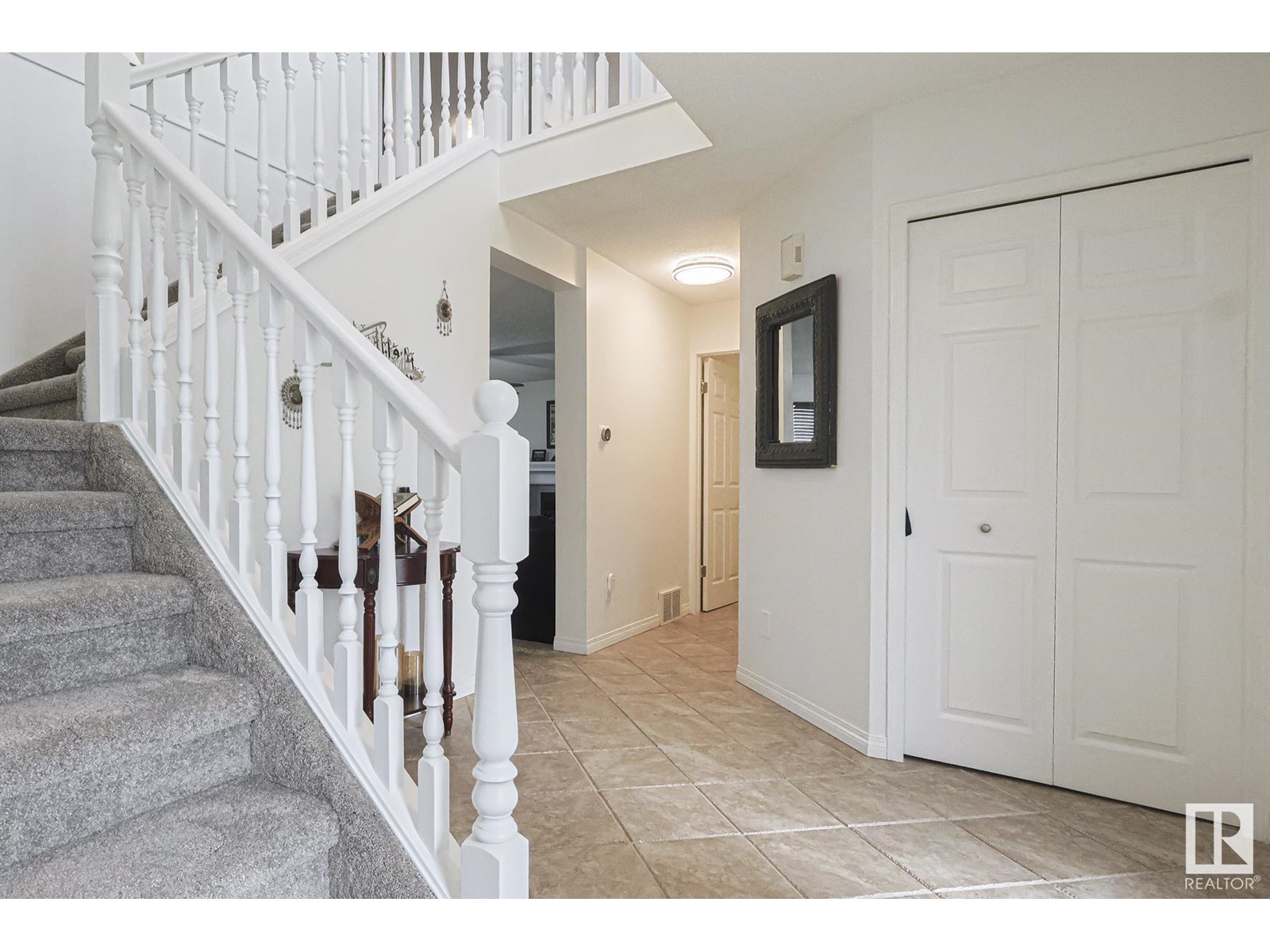 12 ELSINORE PL NW