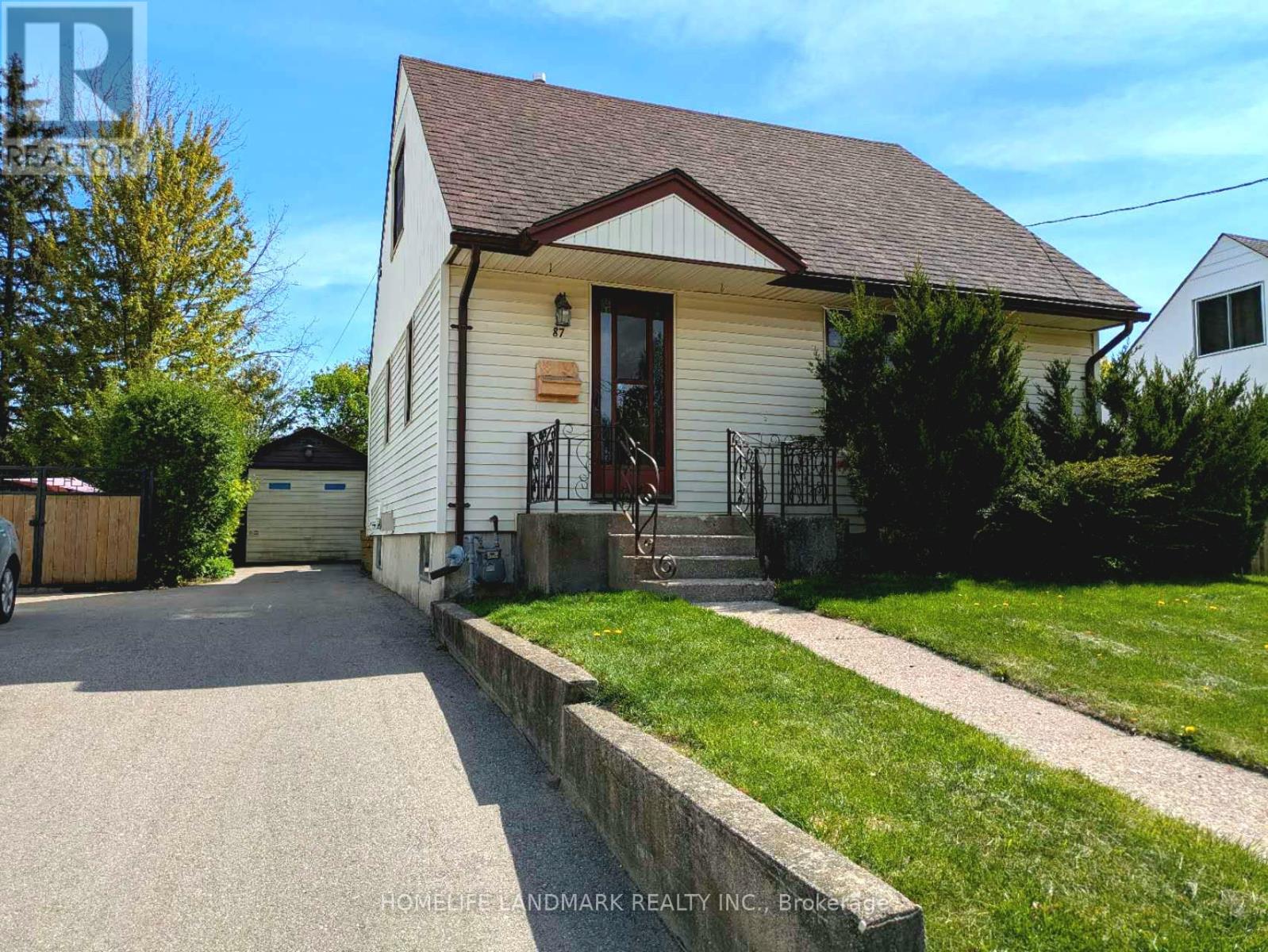 87 BALLANTYNE AVENUE