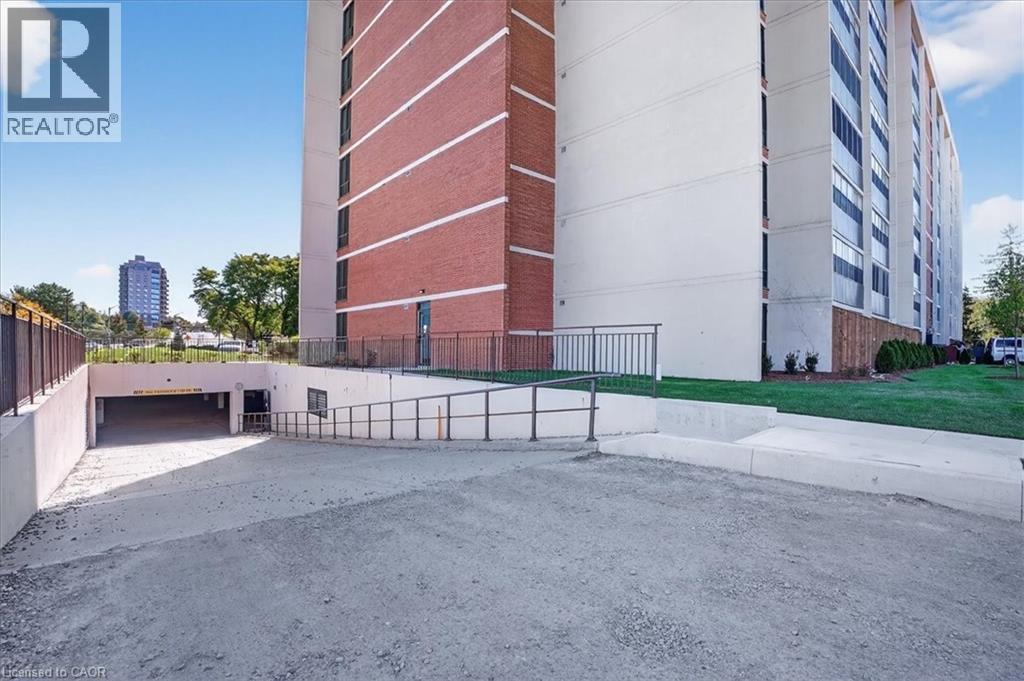 65 WESTMOUNT Road N Unit# 108