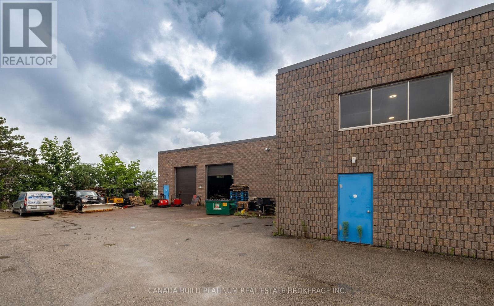 205 SUMMERLEA ROAD