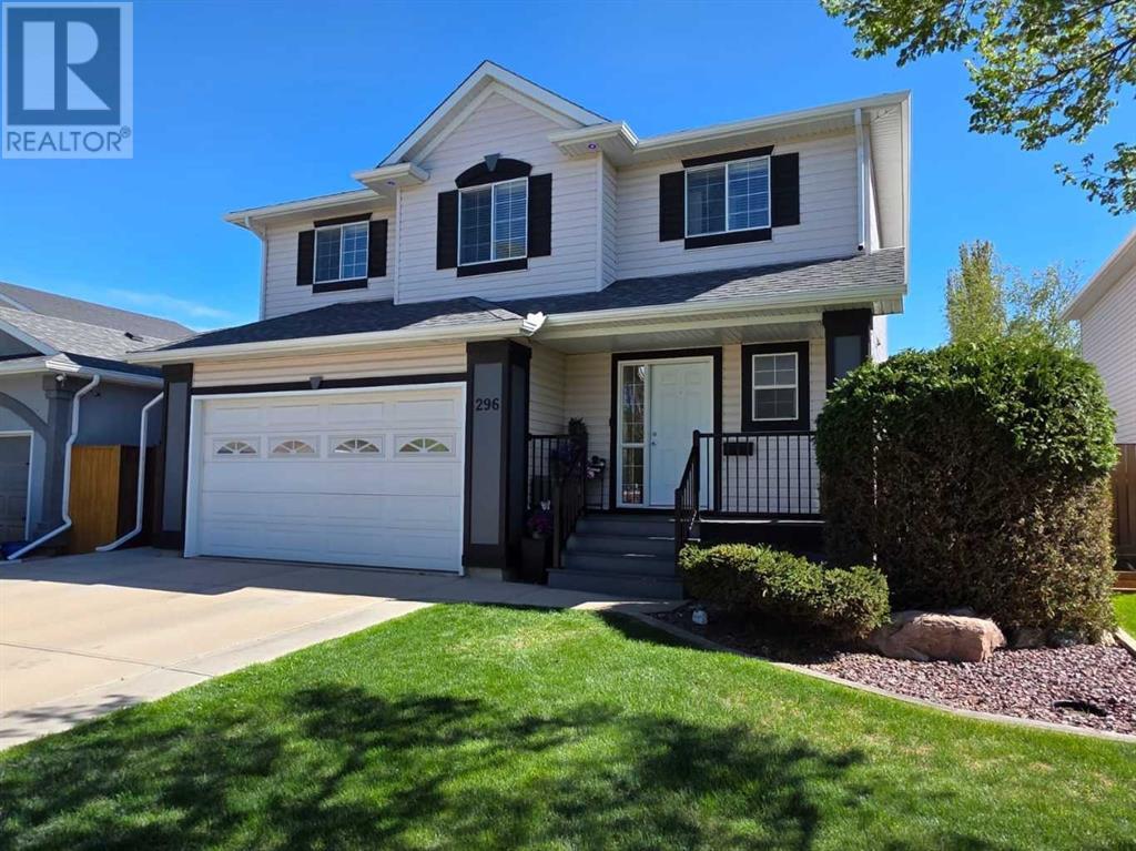 296 Red Crow Boulevard W