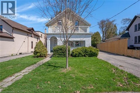 22 SAMUEL Street Kitchener ON N2H1P1