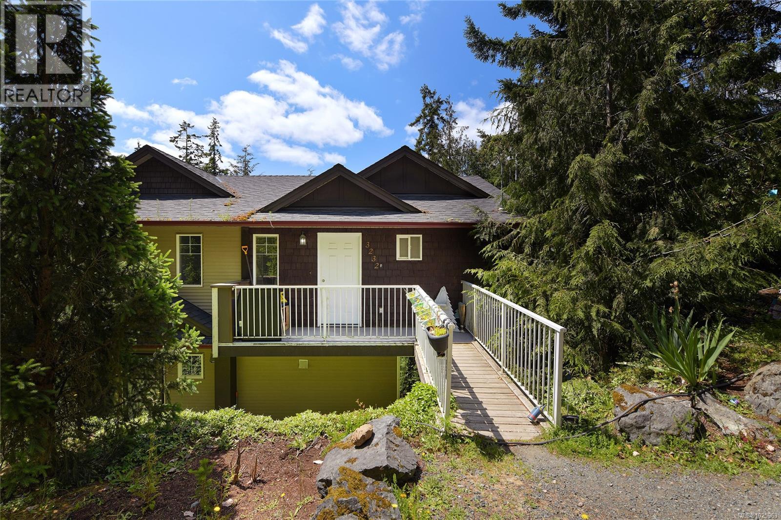 A & B 3232 Loledo Pl