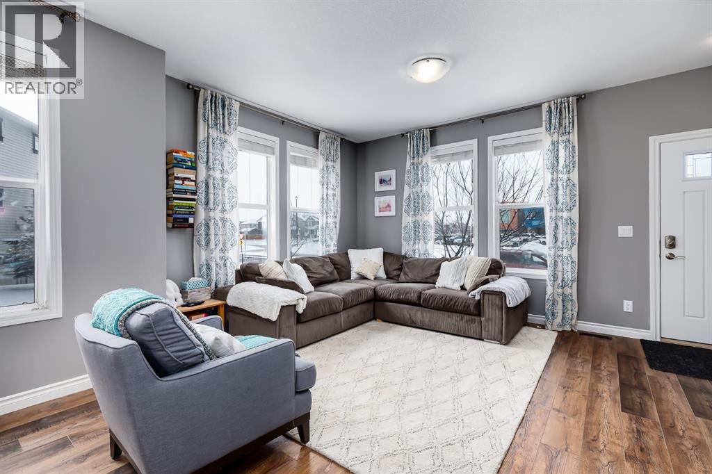 101, 1086 Williamstown Boulevard NW