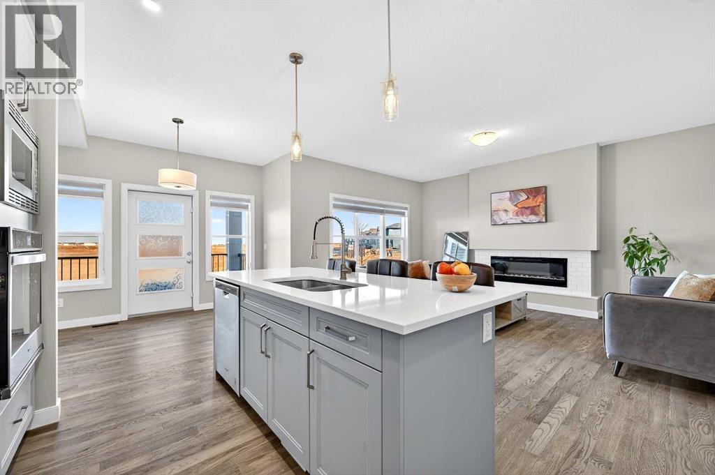 77 Belvedere Drive SE