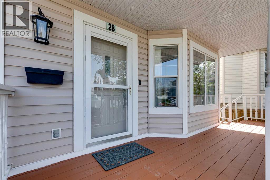 28 Hidden Point NW