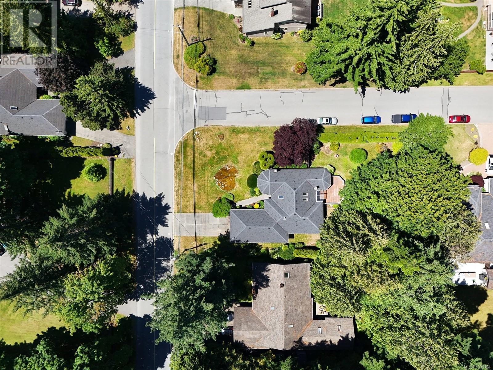 1662 Dean Park Rd