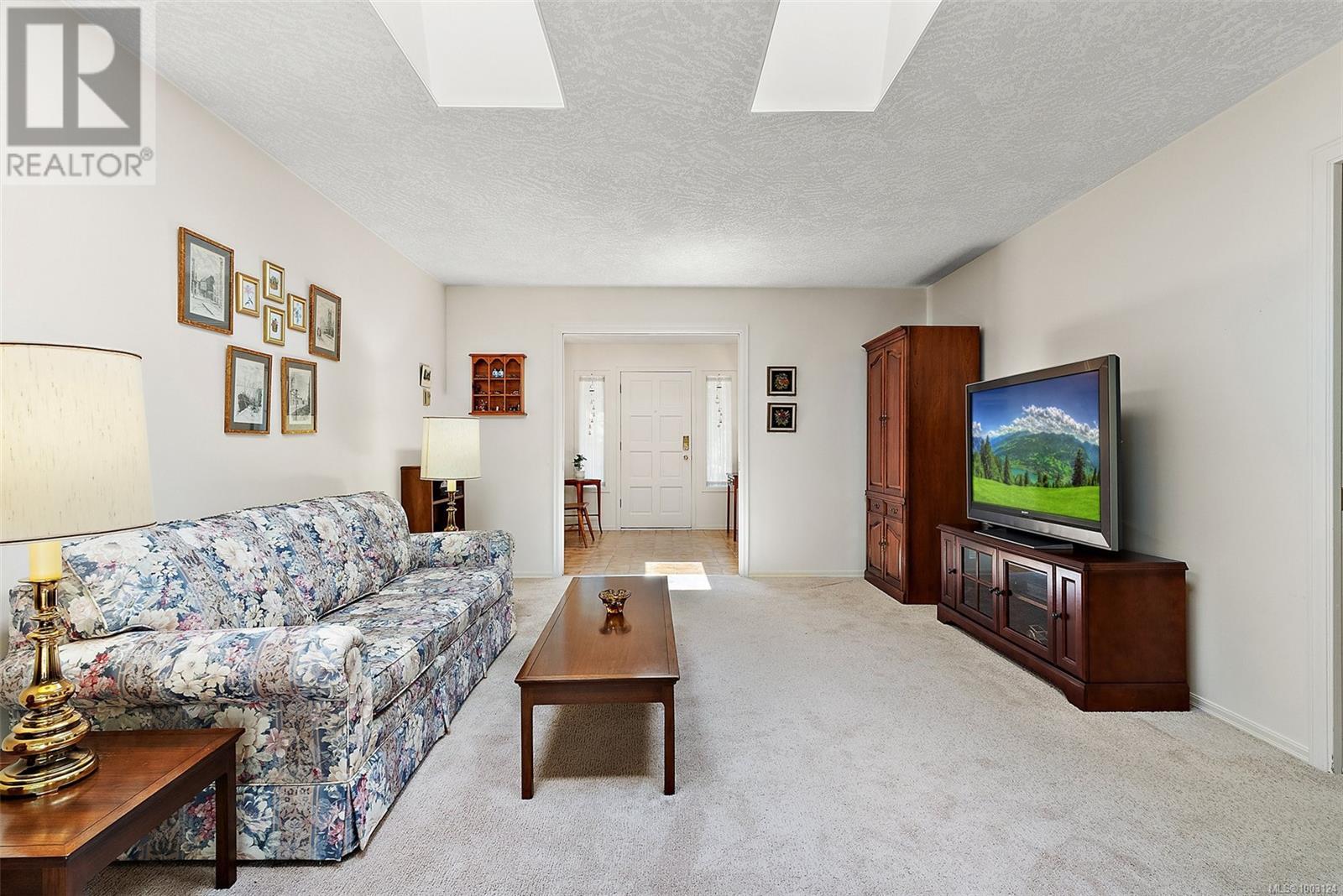 1662 Dean Park Rd