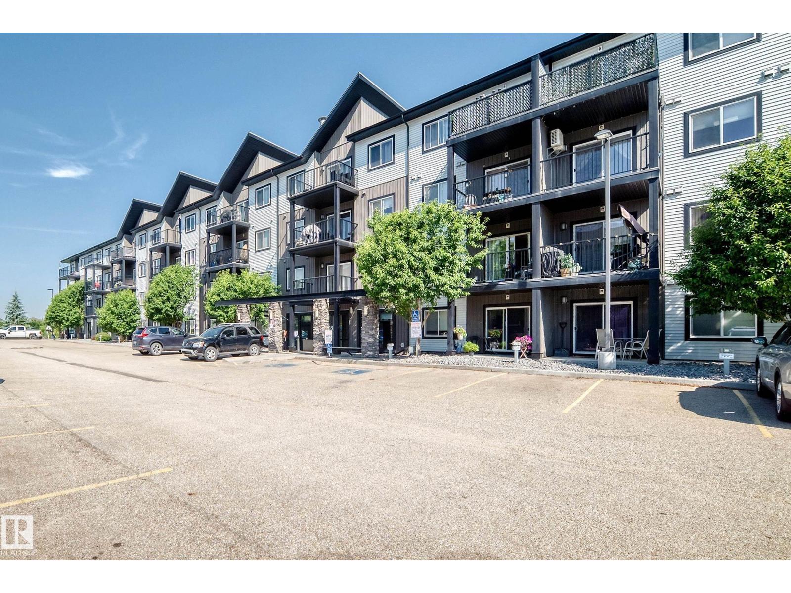 #408 508 Albany WY NW NW